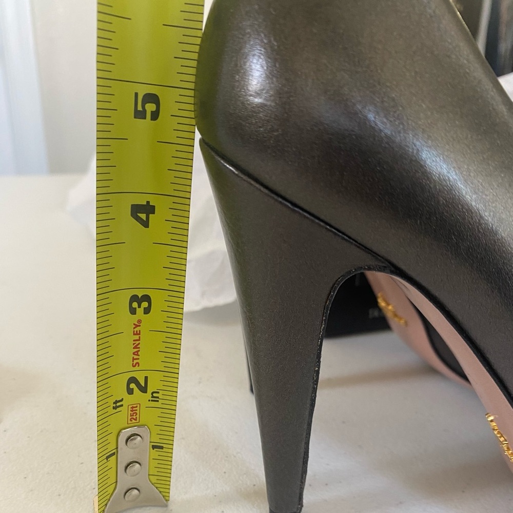 Prada Calzature Donna Vitello Mordore, Women’s 39.5 | US 9.5 Color: Piombo - Picture 8 of 11